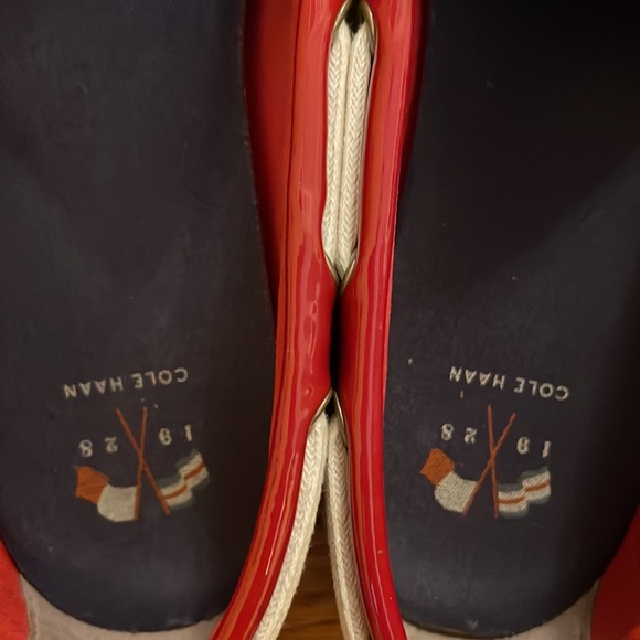 Cole Haan Women’s Boat Shoes in red patent leather Size 7.5 M with original box - Picture 4 of 6